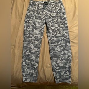 Lululemon scuba jogger-size 12